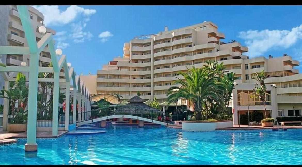 Stefys Beach Apartment เบนัลมาเดนา ภายนอก รูปภาพ